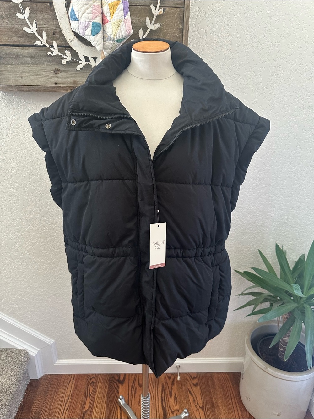 Calia Puffer Vest black oversized water repellent ladies L/XL NWT